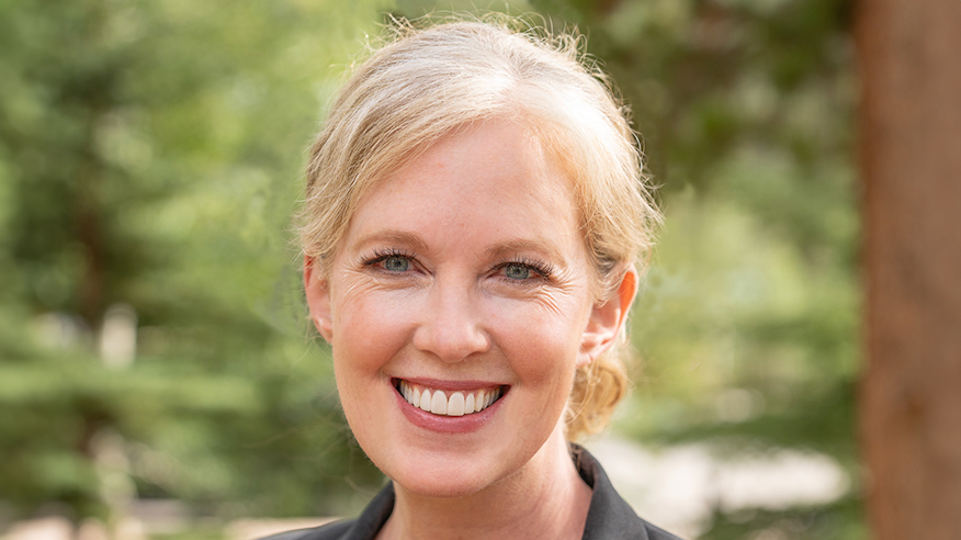 Image of Kirsten Lynch